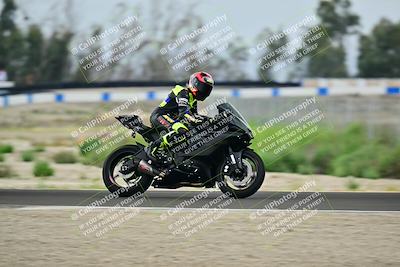 media/Apr-18-2025-TrackDaz (Fri) [[45f5874c44]]/C Group/Session 1 (Turn 7)/